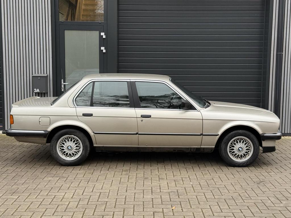 BMW 3-serie 325i, Auto's, BMW, Gebruikt, 2494 cc, 1194 kg, Handgeschakeld