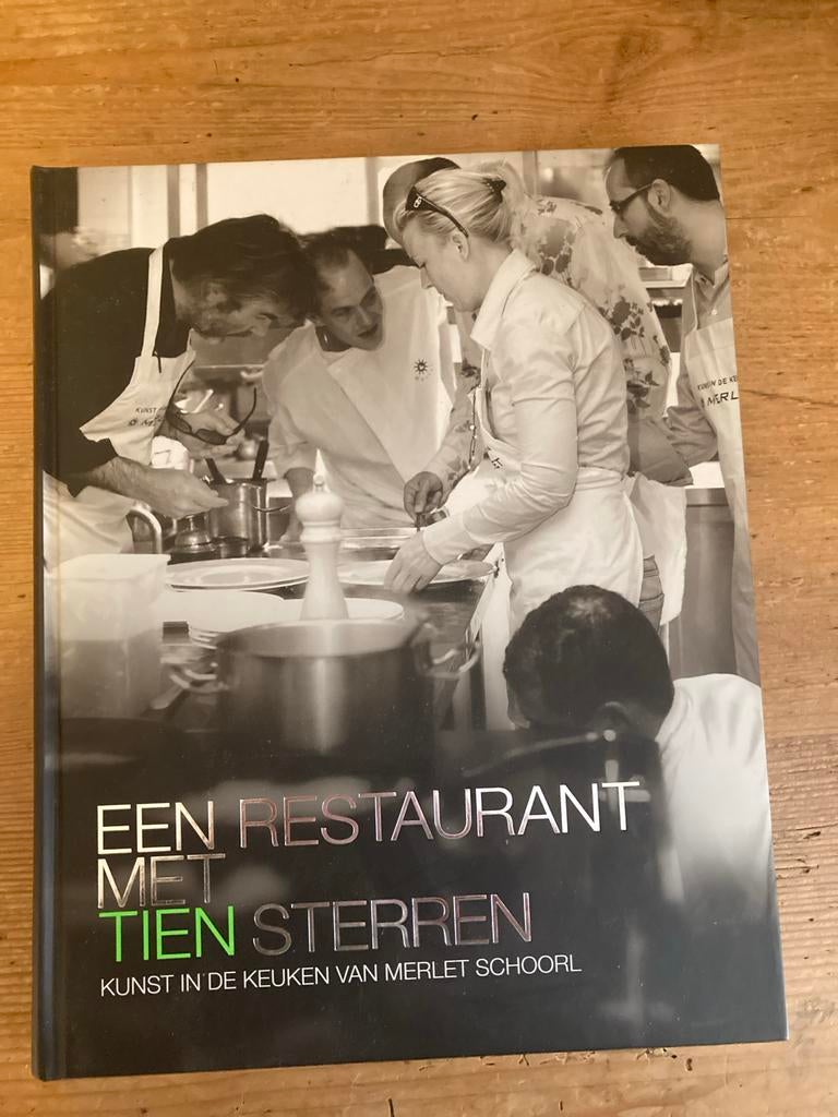 Een restaurant met tien sterren - Merlet Schoorl, Ophalen of Verzenden, Zo goed als nieuw, Europa, Voorgerechten en Soepen