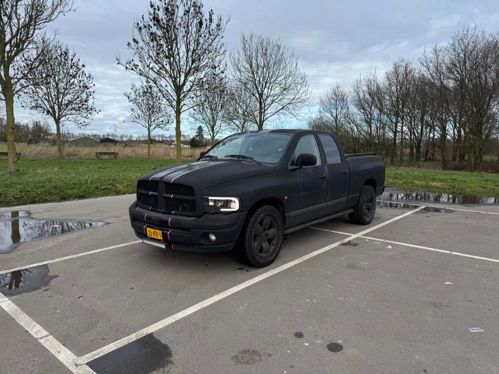 Dodge ram 1500 5.7 hemi 2004 zwart alleen benzine, Automaat, Achterwielaandrijving, 5654 cc, Zwart