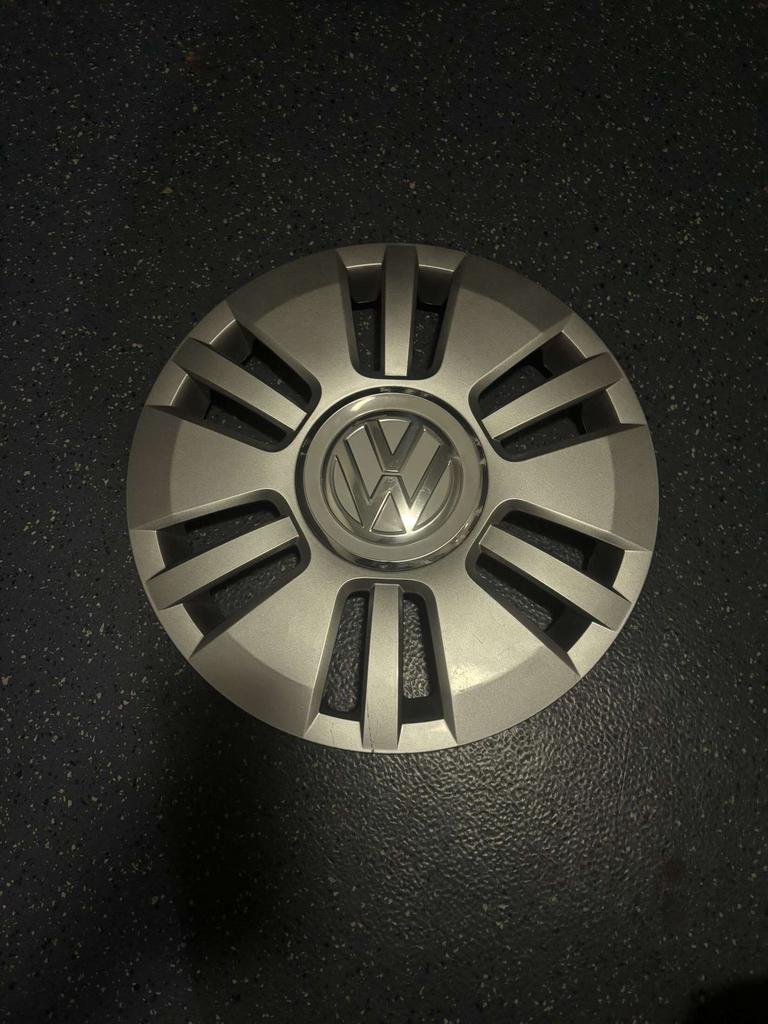 Volkswagen Up wieldoppen 4 stuks, Ophalen of Verzenden, Zo goed als nieuw