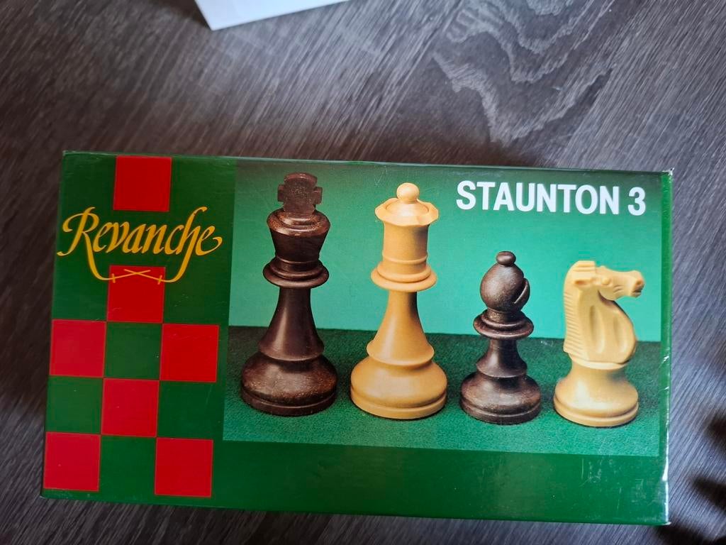 Staunton Schaakset Revanch3 - Witte Koning Mist, Een of twee spelers, Ophalen of Verzenden, Gebruikt, Revanch3