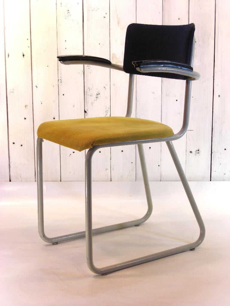 Ahrend buisframe sledestoel, Ophalen, Gebruikt, Stof, Blauw