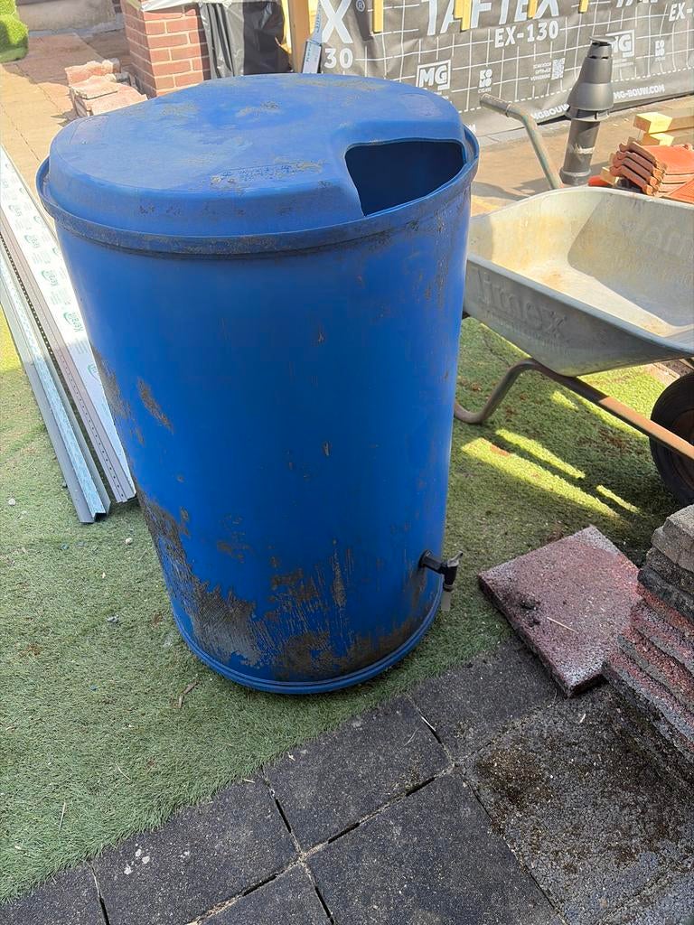 Blauwe regenton met kraantje, Tuin en Terras, Regentonnen, Ophalen, Kunststof, Gebruikt, Met kraantje