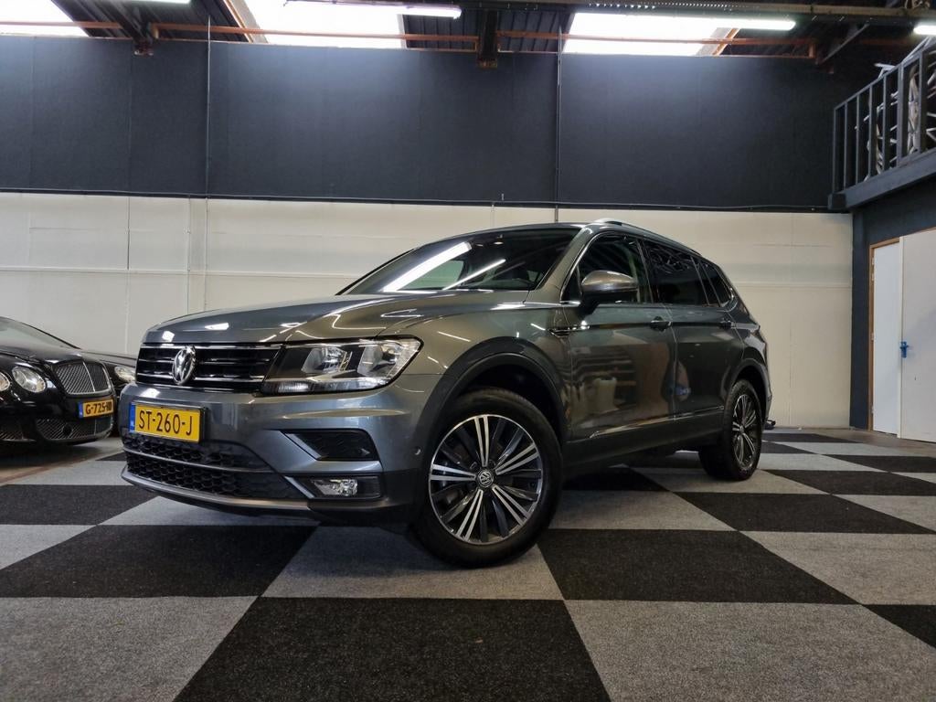 Volkswagen Tiguan 1.4 TSI 150pk 6-DSG 2018 Grijs, 1800 kg, 4 cilinders, 7 stoelen, 1395 cc