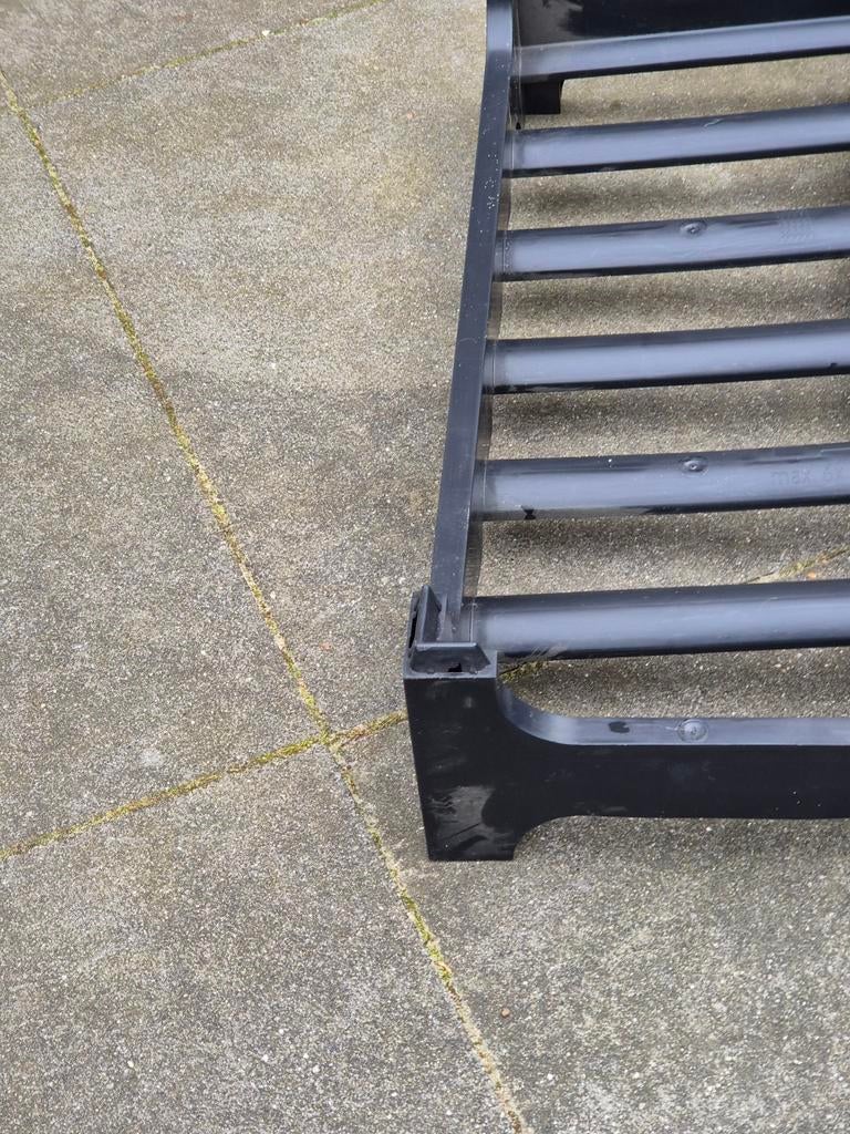 T.E.A.B Flessenrek, stapelbaar, Ophalen, Kunststof, 5 tot 15 flessen, Zo goed als nieuw