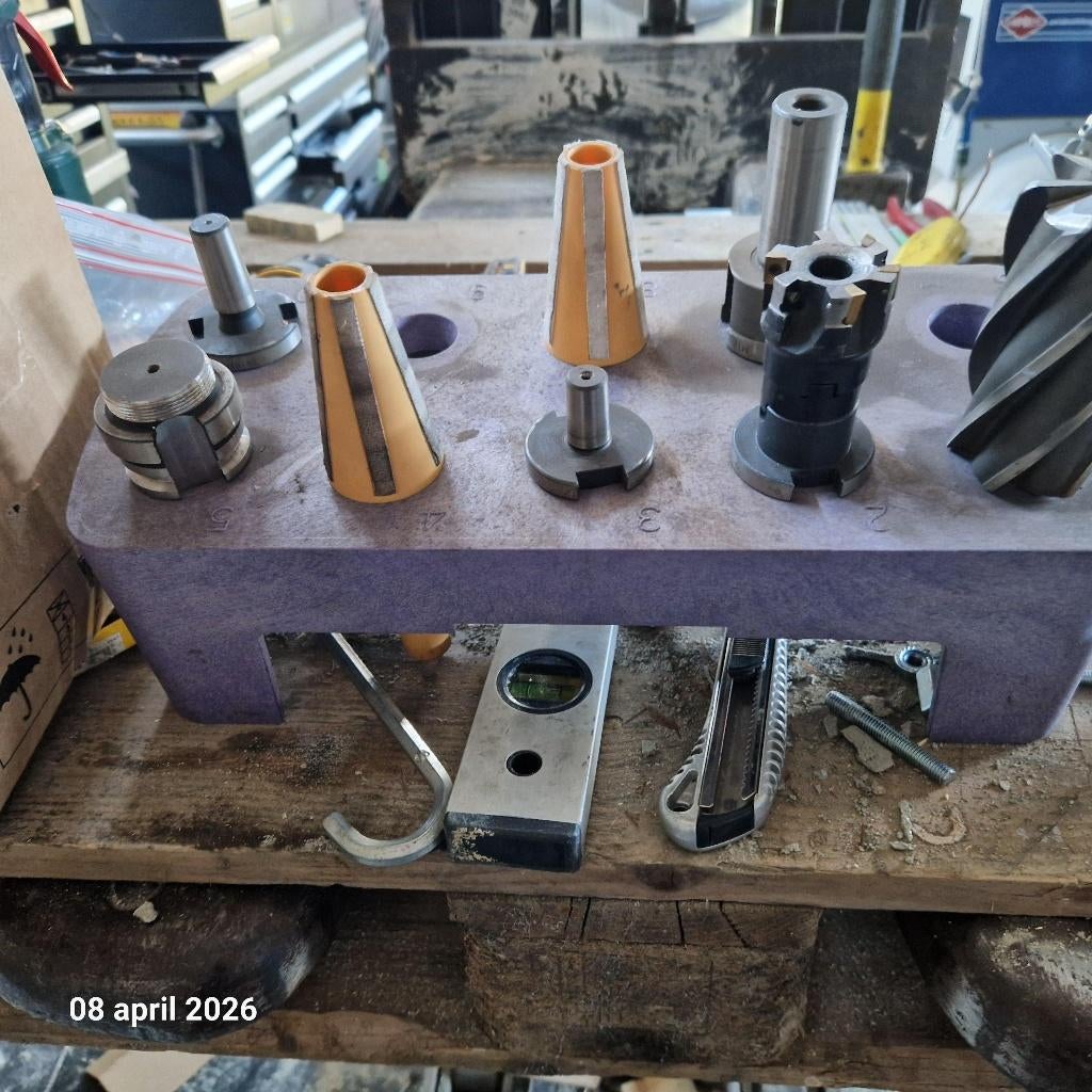 frees gereedschap ISO 30, Onbekend, Overige soorten, Ophalen of Verzenden, Zo goed als nieuw