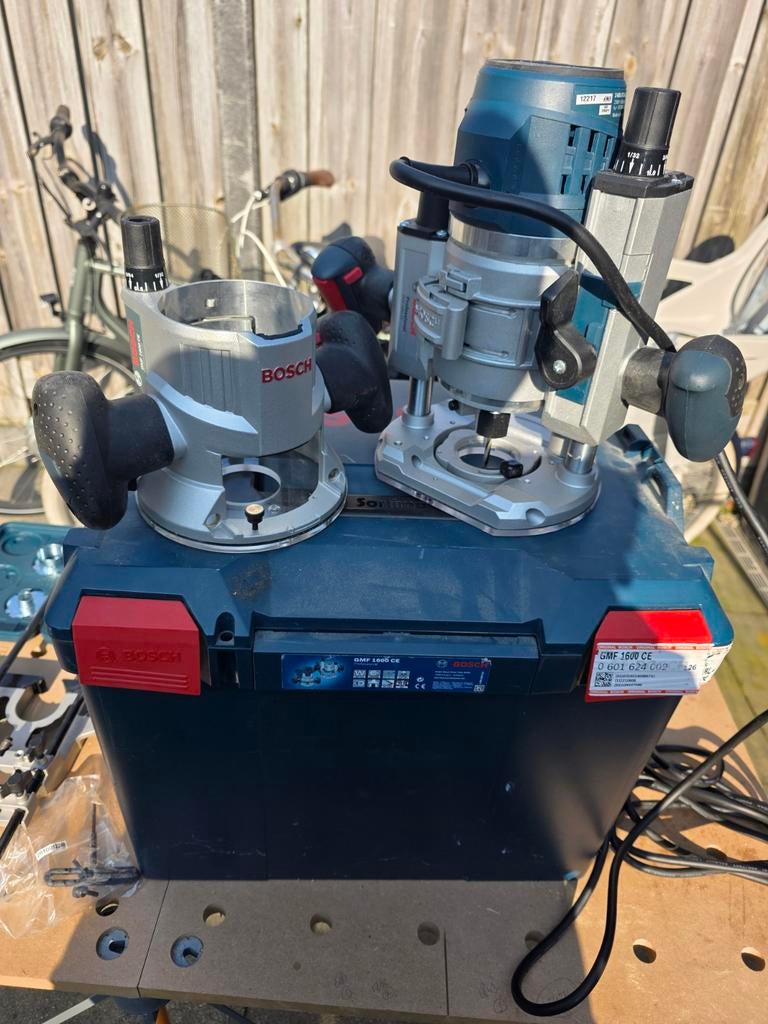 Bosch router GMF 1600 CE professional 1600W z.g.a.n!!, Doe-het-zelf en Verbouw, Gereedschap | Freesmachines, Zo goed als nieuw