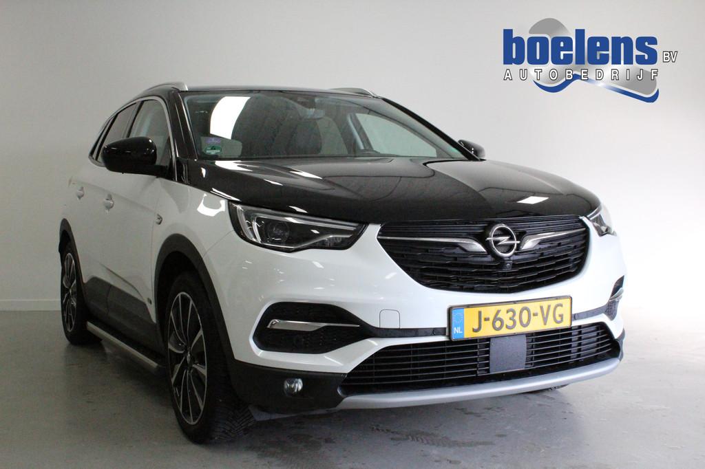 Opel Grandland X 1.6 Turbo Hybrid4 Ultimate | STOEL/VERW+KOE, Automaat, 77 km/l, 4 cilinders, Wit