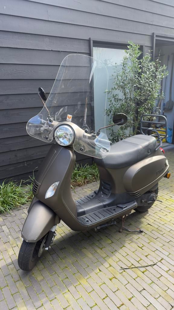 Riva scooter, Fietsen en Brommers, Ophalen, Gebruikt, Benzine, Overige merken