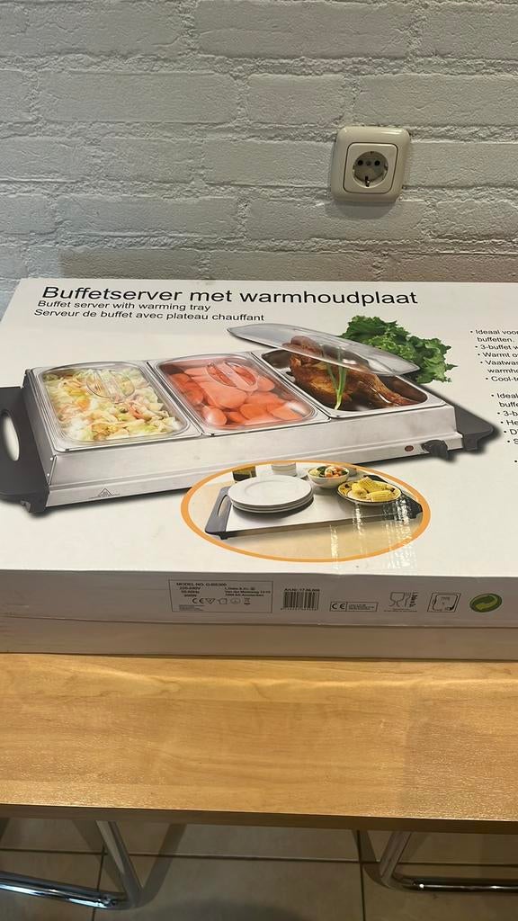 Buffetserver met warmhoudplaat met 3 bakken., Huis en Inrichting, Overige typen, Ophalen of Verzenden, Zo goed als nieuw, Kunststof