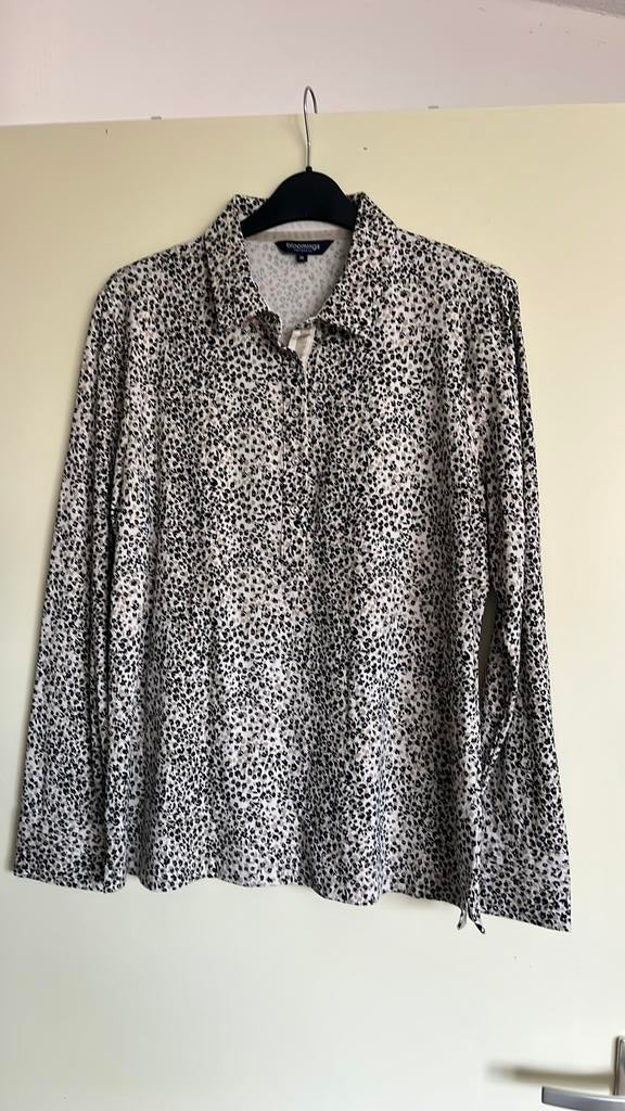 Bloomings beige polo met zwarte bloemetjes Nieuw, Ophalen of Verzenden, Nieuw, Maat 42/44 (L), Beige