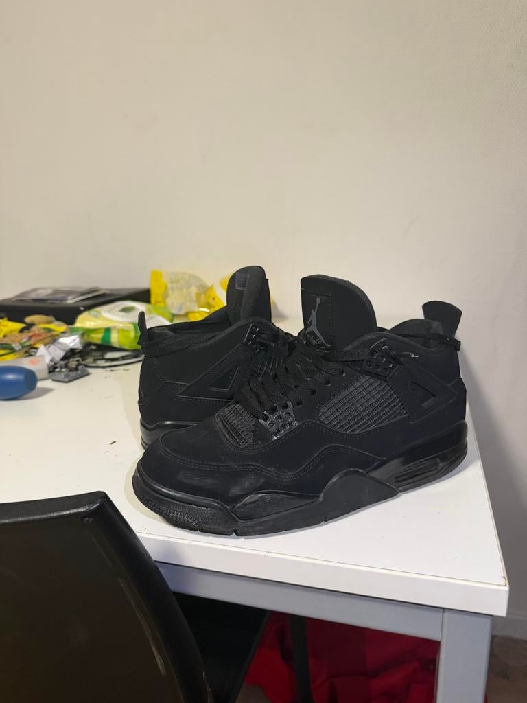 Jordan 4 Black Cat - Zwarte Sneakers, Ophalen, Zo goed als nieuw, Zwart, Sneakers of Gympen