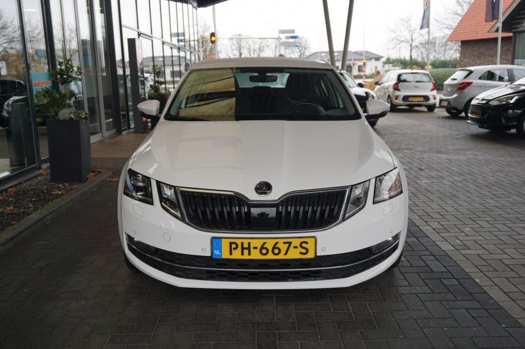 Skoda Octavia 1.0 TSI Greentech Style Business | Trekhaak |, 12 maanden, Stof, Gebruikt, Origineel Nederlands