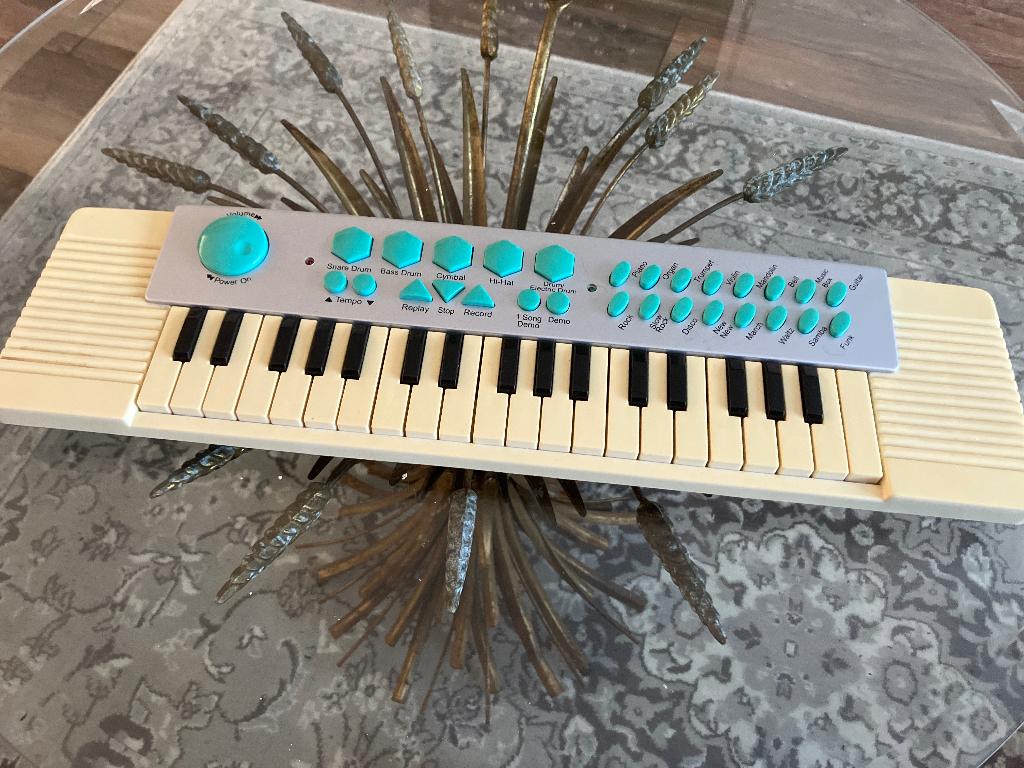 Analoge keyboard, Muziek en Instrumenten, Keyboards, Ophalen, Overige aantallen, Overige merken