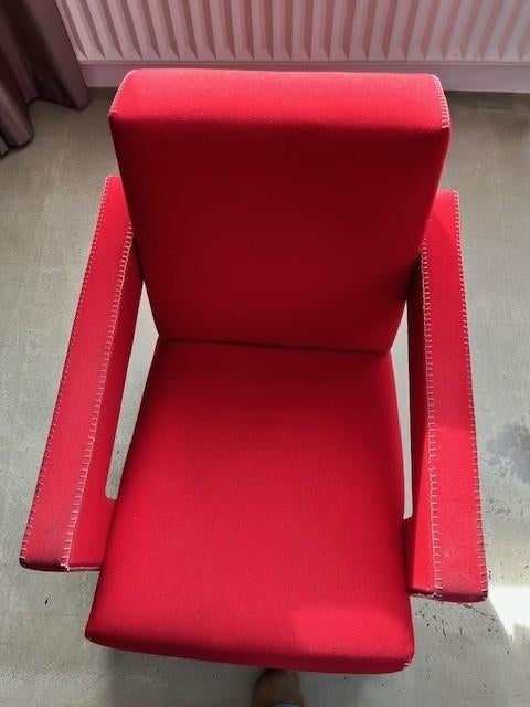 Cassina Utrecht fauteuil, Ophalen, Gebruikt, 75 tot 100 cm, 50 tot 75 cm