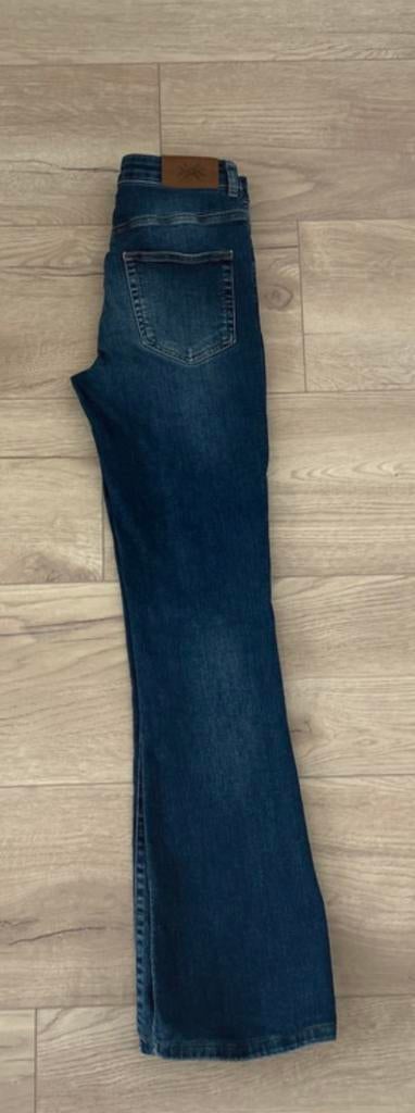 Benetton spijkerbroek bootcut XS / 34, Ophalen of Verzenden, Zo goed als nieuw, Blauw, W27 (confectie 34) of kleiner