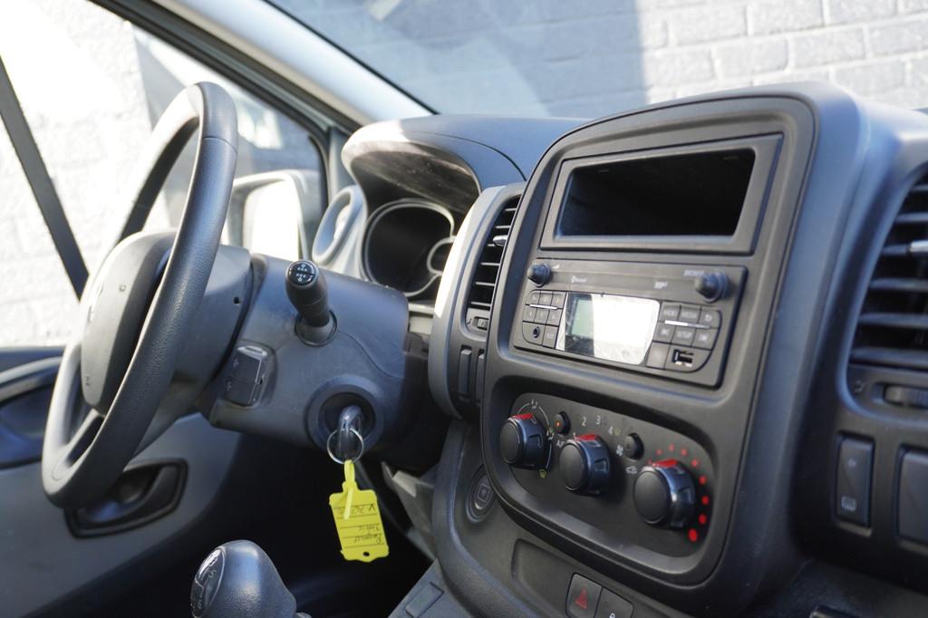 Renault Trafic 1.6 dCi L2 EURO 6 - Airco - Cruise - Trekhaak, Voorwielaandrijving, Gebruikt, 4 cilinders, Renault