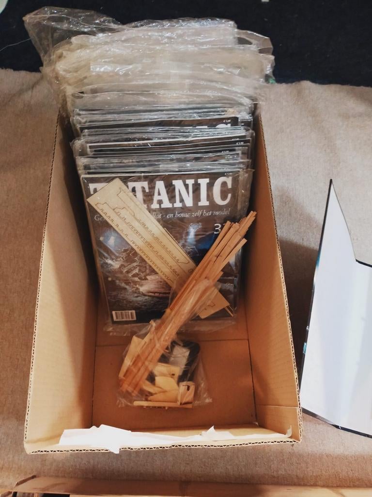 Titanic, Ophalen of Verzenden