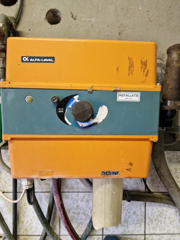 Spoelautomaat voor melkstalspoelautomaat, Ophalen of Verzenden, Minder dan 60 cm, Cv-ketel of Combi-ketel, Minder dan 30 cm