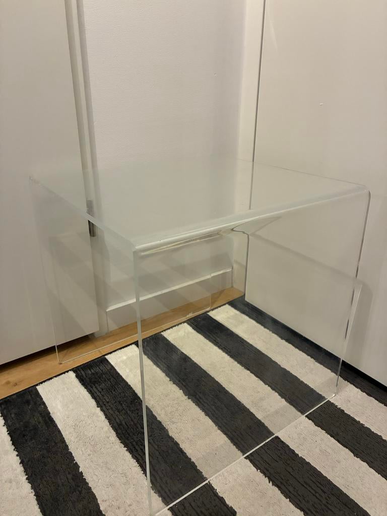 Plastic bijzettafeltje, Ophalen, Minder dan 45 cm, Gebruikt, Rechthoekig