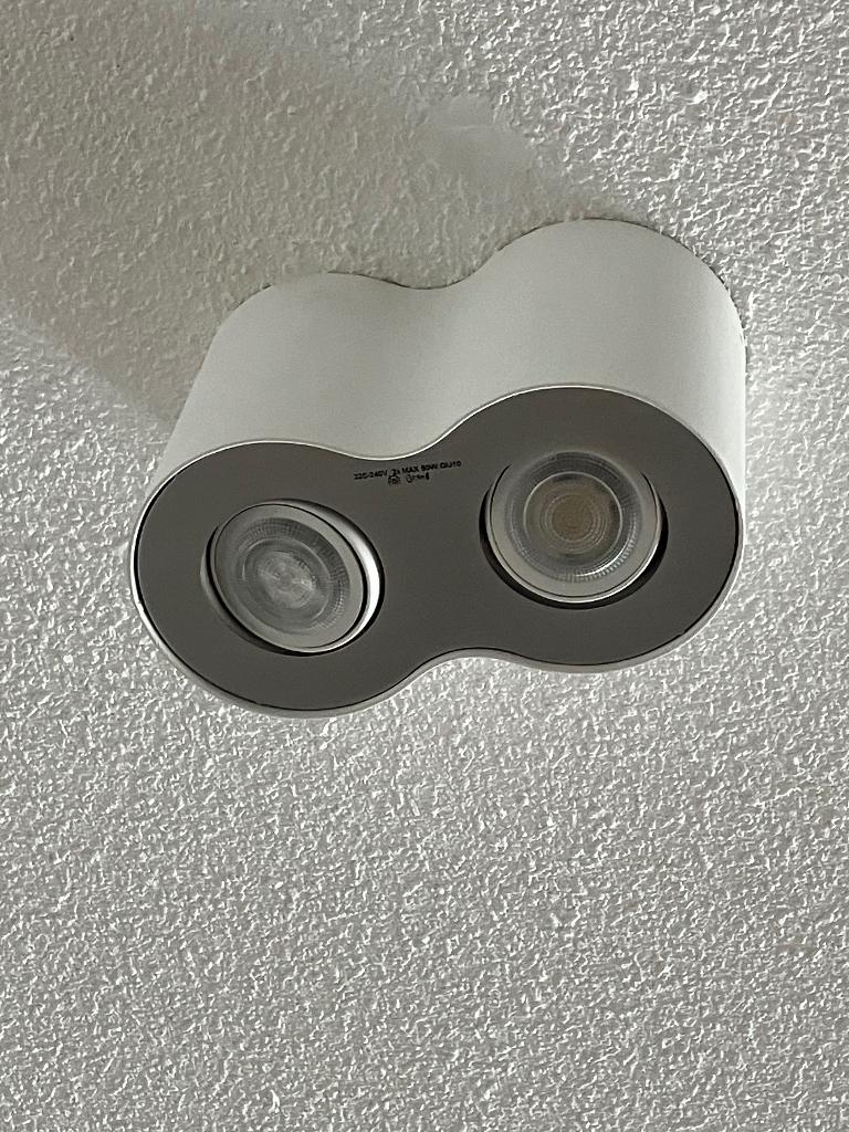 Philips Hue White ambiance Pilar opbouwspot, Ophalen, Metaal of Aluminium, Zo goed als nieuw, Modern