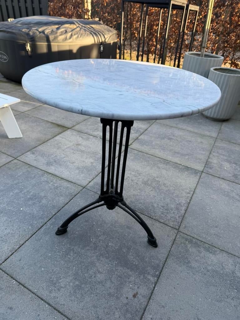 Marmeren tafel rond 70 cm, Tuin en Terras, Tuintafels, Ophalen, Zo goed als nieuw, Rond, Overige materialen