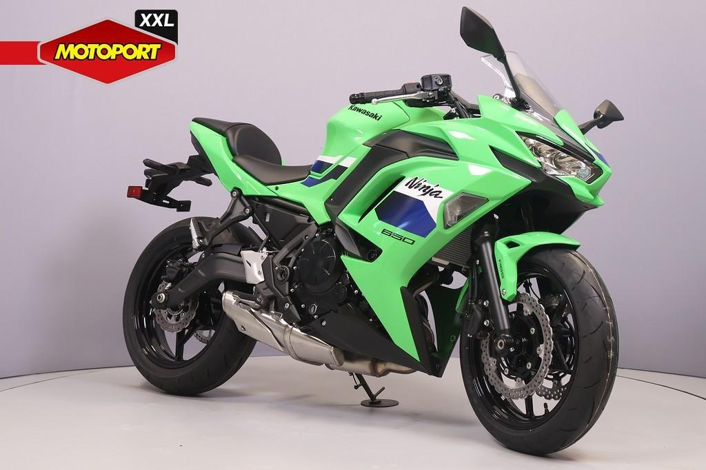 Kawasaki Ninja 650 - foto 2