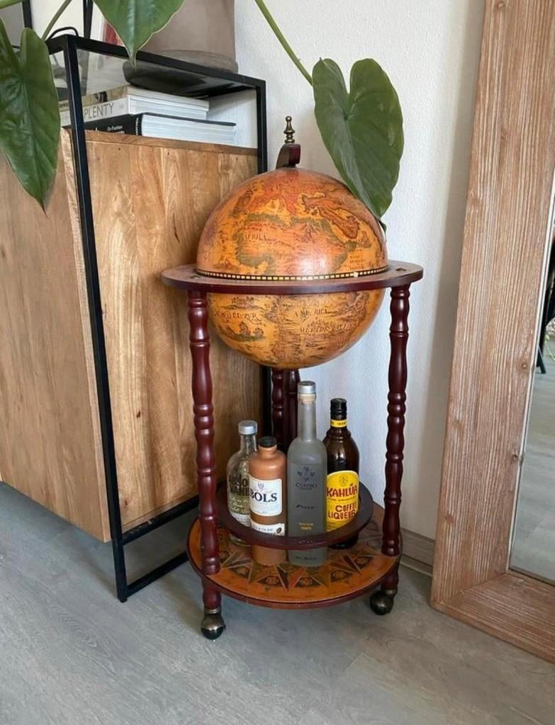 Wereldbol Globe bar, Ophalen, Interactief, Zo goed als nieuw