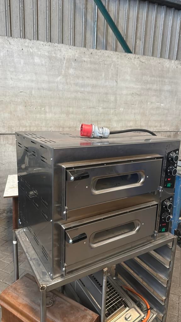 Te koop pizza oven, Ophalen of Verzenden, Zo goed als nieuw, Minder dan 45 cm