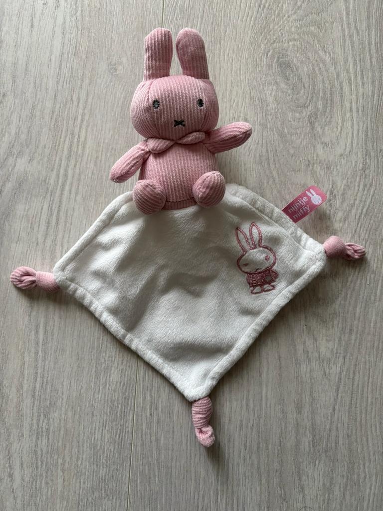 Nijntje knuffeldoekje roze met wit, Ophalen of Verzenden, Zo goed als nieuw, Konijn