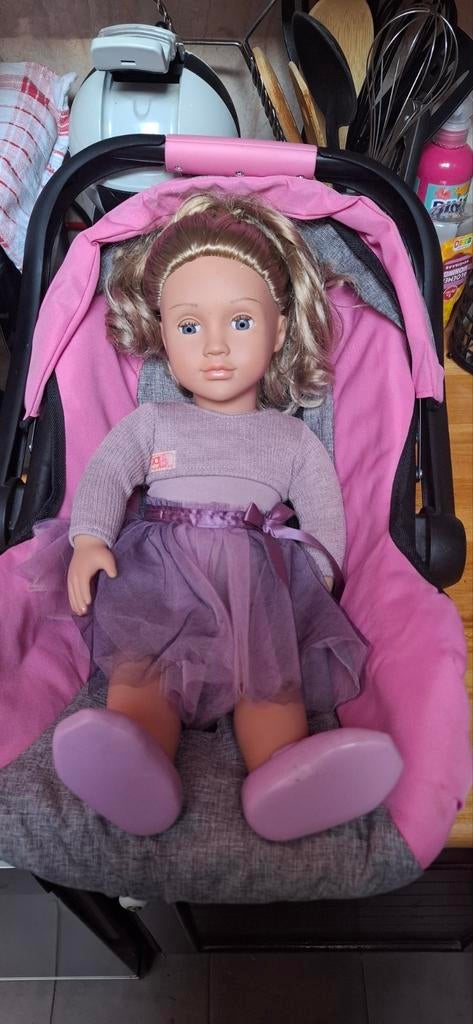 Pop met maxi cosi speelgoed, Ophalen of Verzenden, Gebruikt, Babypop