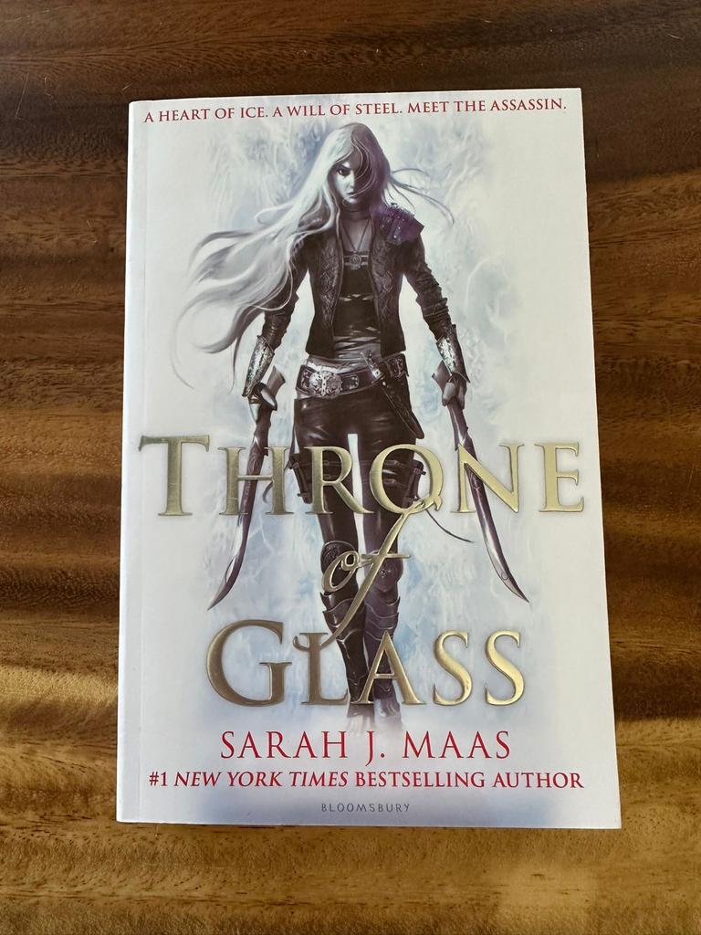 Throne of Glass - Sarah J. Maas (Engels), Boeken, Ophalen of Verzenden, Zo goed als nieuw, Fictie