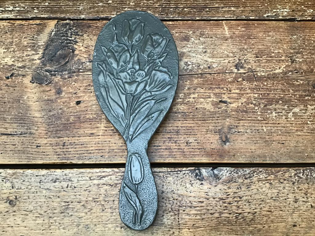 Antieke Art Nouveau hand spiegel gesign. BB, Antiek en Kunst, Antiek | Spiegels, Ophalen of Verzenden, Rechthoekig, Minder dan 50 cm
