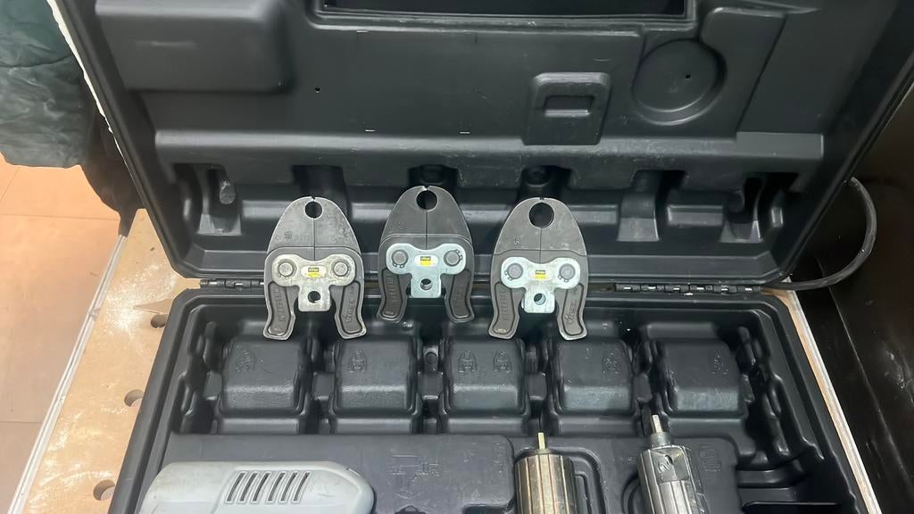 Perstang viega pressgun picco inc smartpress persbekken, Doe-het-zelf en Verbouw, Gereedschap | Handgereedschap, Ophalen of Verzenden