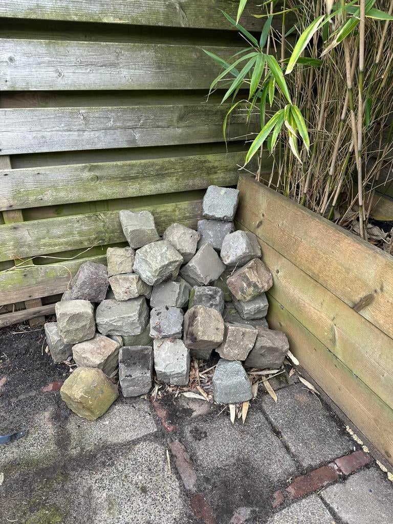 Kinderkoppen / kasseien, Tuin en Terras, Tegels en Klinkers, Ophalen, Gebruikt, Overige typen, Natuursteen