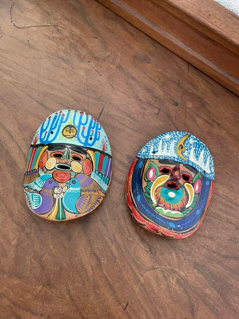 Twee Mexicaanse maskertjes, Ophalen of Verzenden