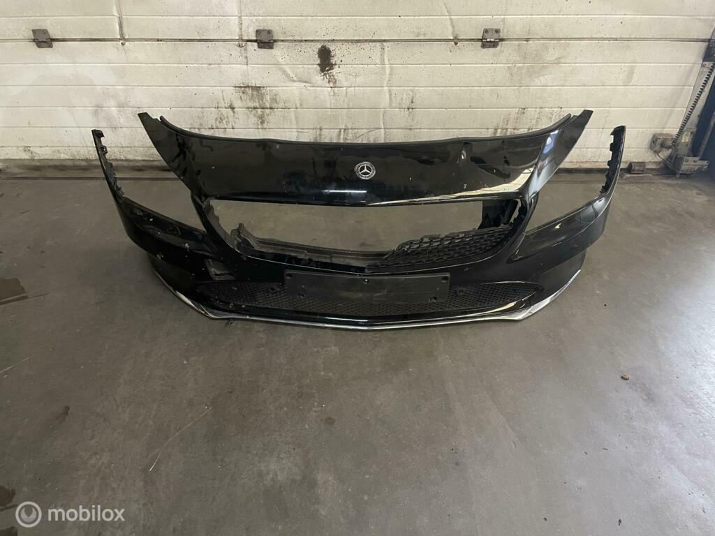 Voorbumper Mercedes CLA-klasse C117 ('13-'19), Ophalen of Verzenden, Gebruikt, Voor, Bumper