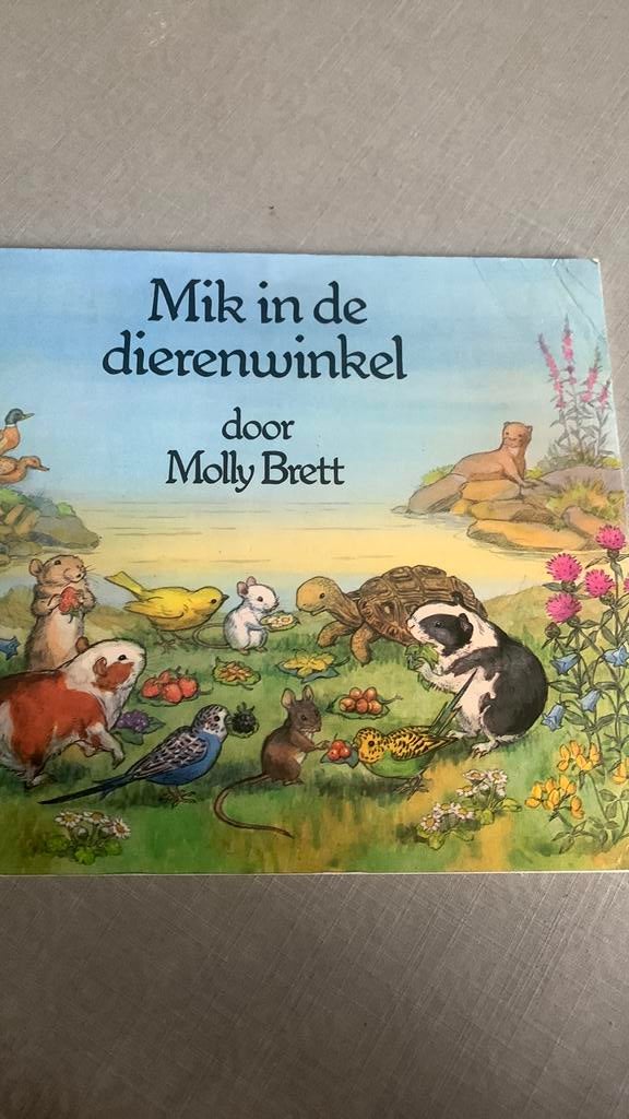 Molly Brett: Mik in de dierenwinkel, Ophalen, Fictie algemeen, Jongen of Meisje, Zo goed als nieuw