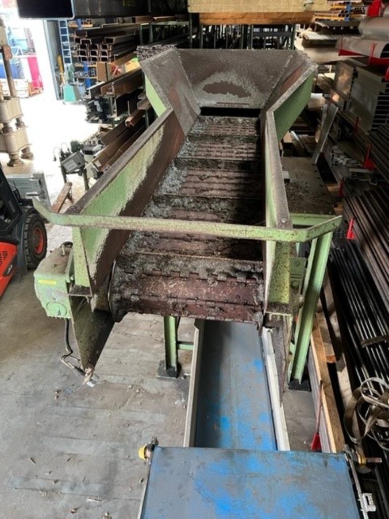 2046. Draaibare spanenband / transportband, Ophalen, Gebruikt