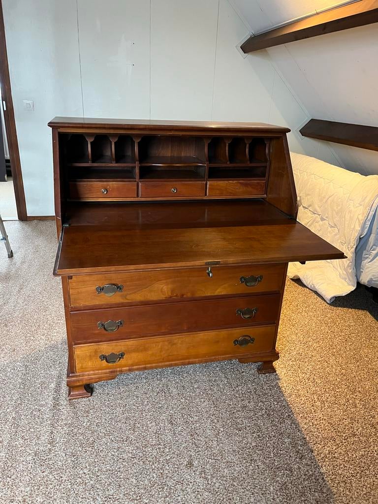 Notenhouten Secretaire - Klassiek Bureau, Ophalen, Gebruikt