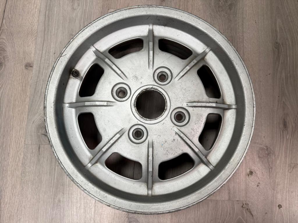 PORSCHE 914 Mahle velg, 4 gaats, 4 x 130 LET OP: losse velg, 15 inch, Velg(en), Winterbanden, Ophalen of Verzenden
