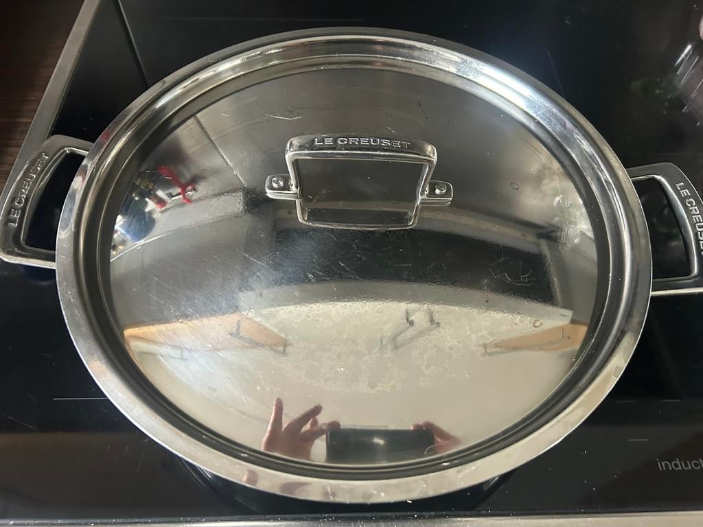 Provençaalse Sauteerpan in RVS met Anti-Aanbaklaag en Deksel, Huis en Inrichting, Keuken | Potten en Pannen, Ophalen of Verzenden