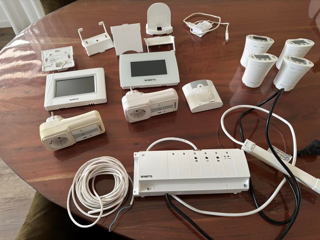 Watts Vision componenten divers, Doe-het-zelf en Verbouw, Thermostaten, Gebruikt, Slimme thermostaat, Ophalen