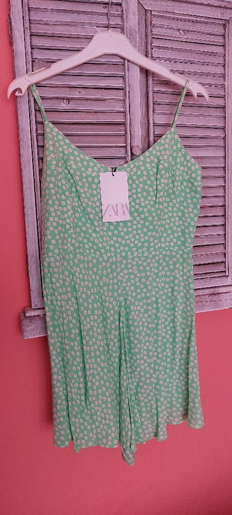 Playsuit Zara - nieuw met prijskaartje, Kleding | Dames, Jumpsuits, Nieuw, Maat 38/40 (M), Groen, Ophalen of Verzenden