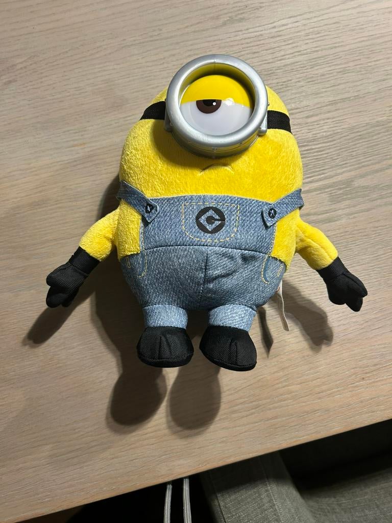 Knuffel minion ME3 20 cm Despicable, Ophalen of Verzenden, Zo goed als nieuw, Overige typen