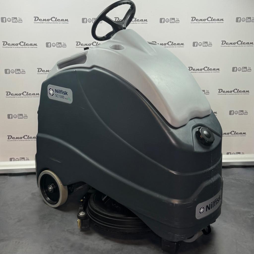 Nilfisk SC1500 stand-on schrobzuigmachine, Gebruikt, Schrobmachine, DenoClean, Ophalen of Verzenden