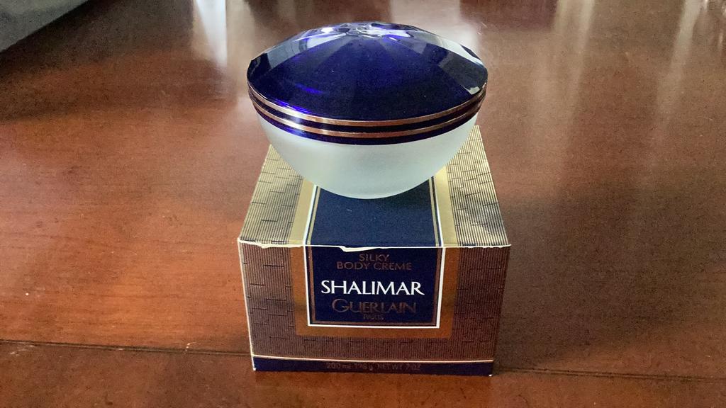 Lege pot Shalimar bodycreme, Sieraden, Tassen en Uiterlijk, Uiterlijk | Parfum, Ophalen of Verzenden, Zo goed als nieuw