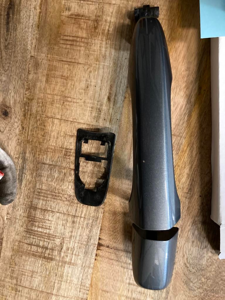 Volvo v60 I deurgreep handvat deur rechtsvoor, Ophalen of Verzenden, Volvo, Deur