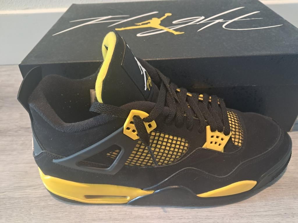 Nike Air Jordan 4 Retro Yellow Thunder maat 47.5, Zwart, Nike, Ophalen of Verzenden, Sneakers of Gympen