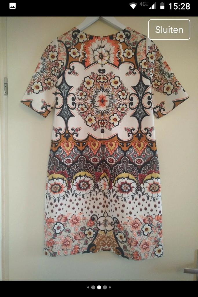 Jurk van Hallhuber, Overige kleuren, Ophalen of Verzenden, Zo goed als nieuw, Knielengte